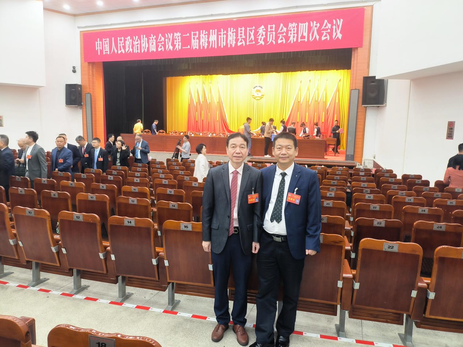 561fc47bf7d6e70f3df70d1625c3366.jpg 561fc47bf7d6e70f3df70d1625c3366.jpg